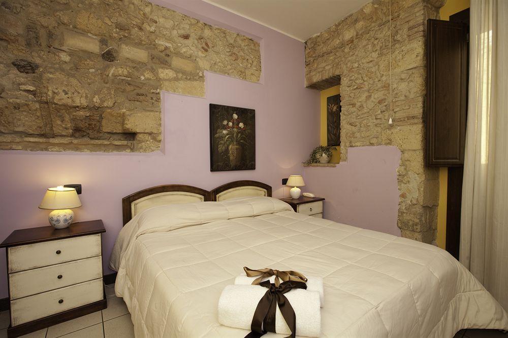Arcobaleno Rooms Cagliari Ngoại thất bức ảnh