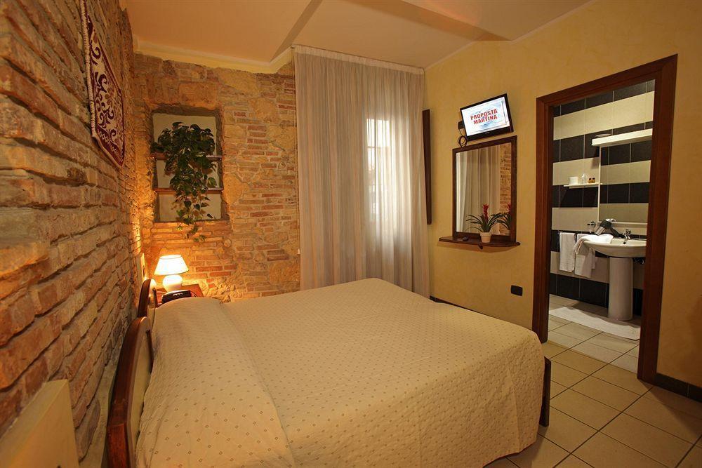 Arcobaleno Rooms Cagliari Ngoại thất bức ảnh