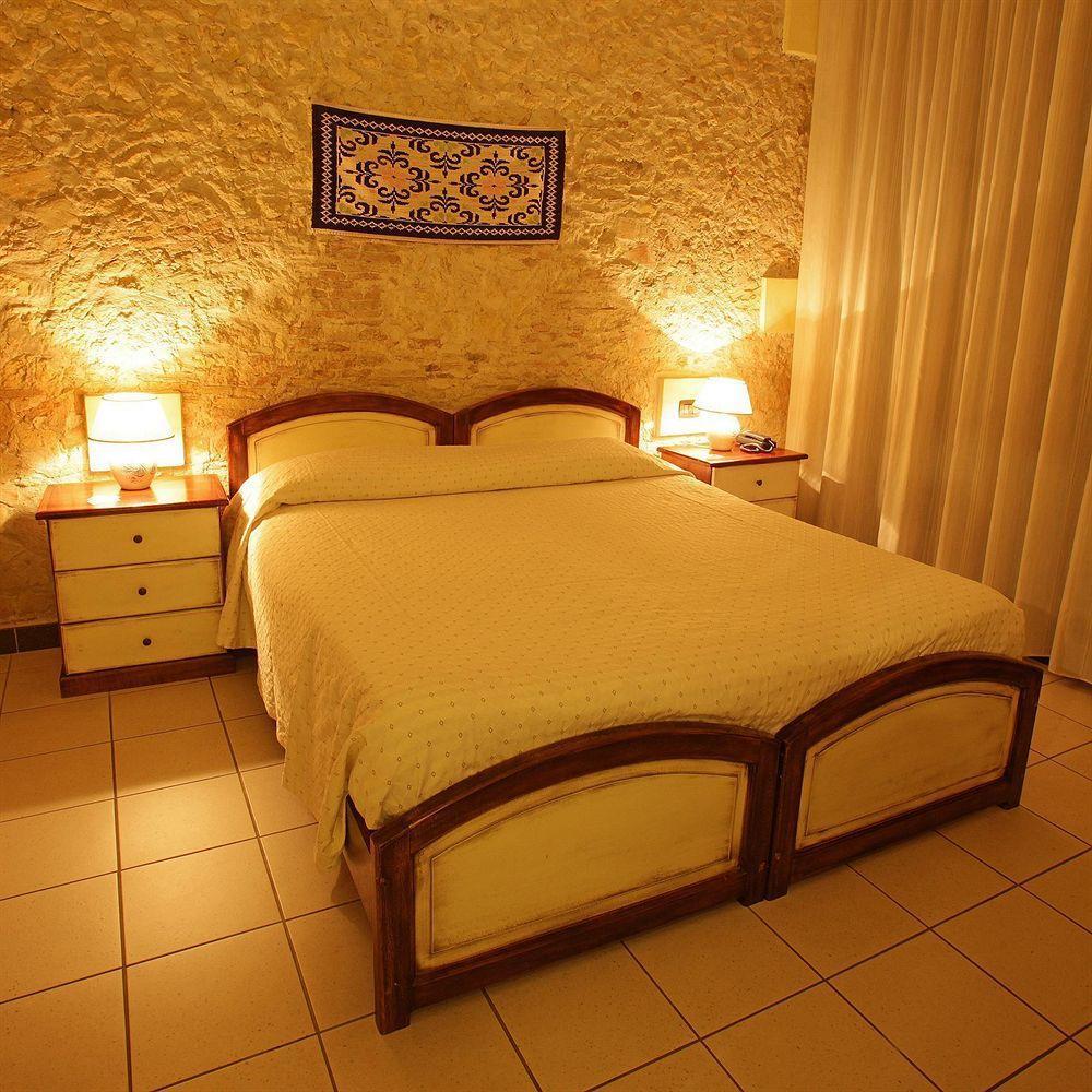 Arcobaleno Rooms Cagliari Ngoại thất bức ảnh