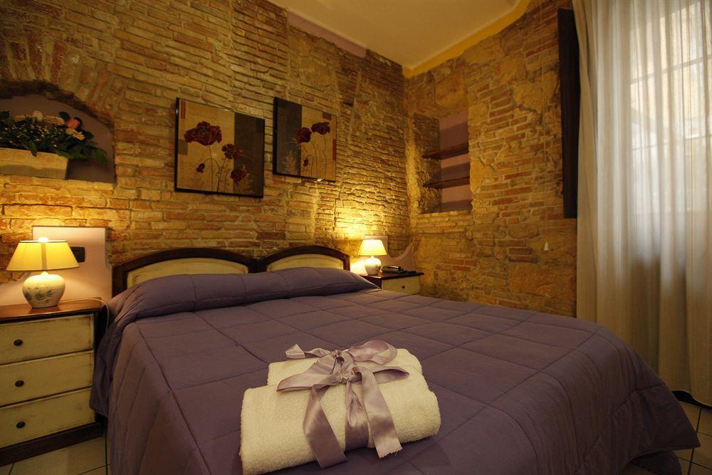 Arcobaleno Rooms Cagliari Ngoại thất bức ảnh