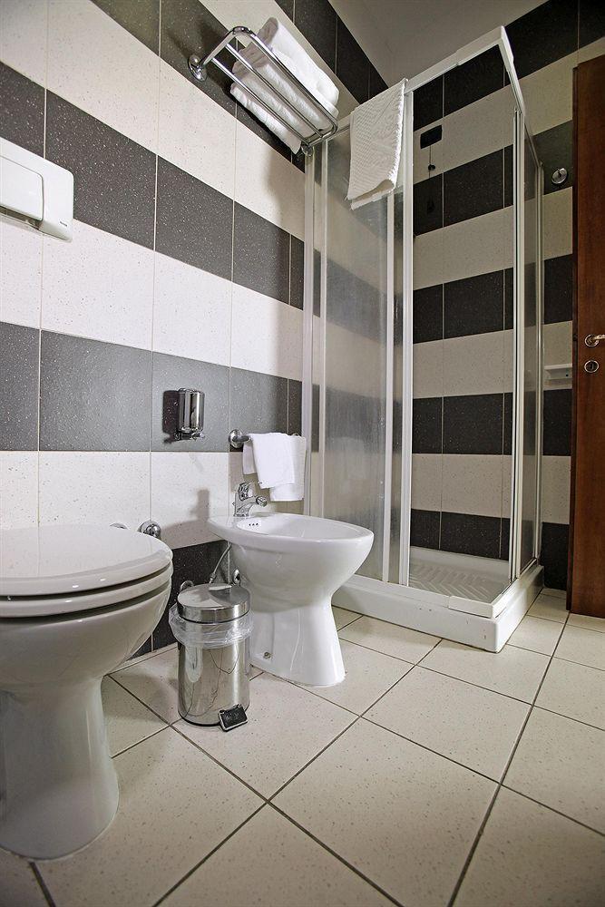 Arcobaleno Rooms Cagliari Ngoại thất bức ảnh